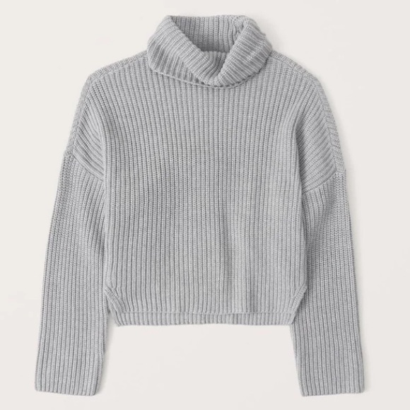 Abercrombie & Fitch Sweaters - NWT❗️A&F Grey Ribbed Turtleneck Sweater